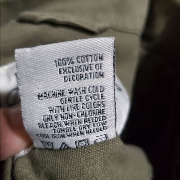 American Rag Cie Patched Cargo Jacket Size Small - Picture 11 of 11